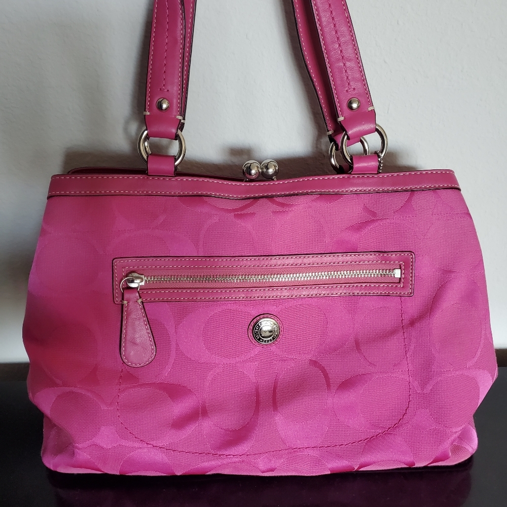 Coach hot pink fuchsia handbag purse